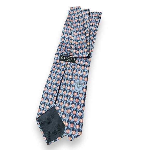 GUCCI 100% Silk Tie Novelty Seals Blue Sea Lion Pink Balls Designer Necktie - Picture 2 of 2